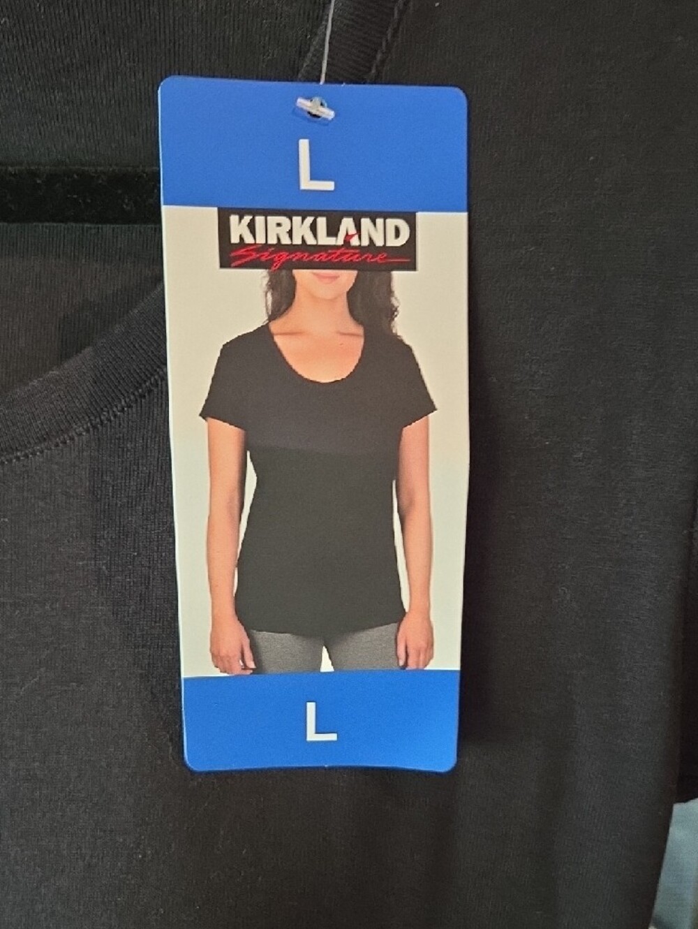 Kirkland Signature Women's Black Short-Sleeve Crewneck Tee - Picture 4 of 6
